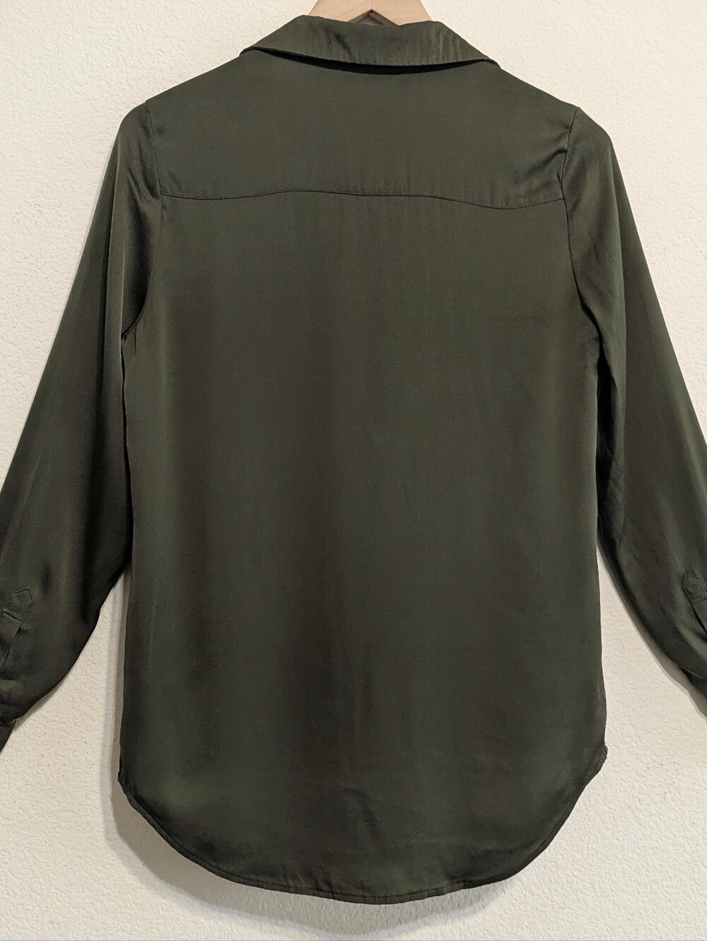 Quince Washable Stretch Silk Notch Collar Blouse Basil Green Small Long Sleeve - Picture 5 of 7